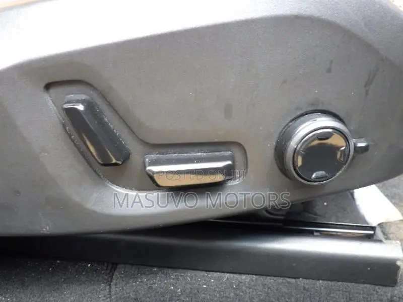 Volvo XC60 2021 Gray
