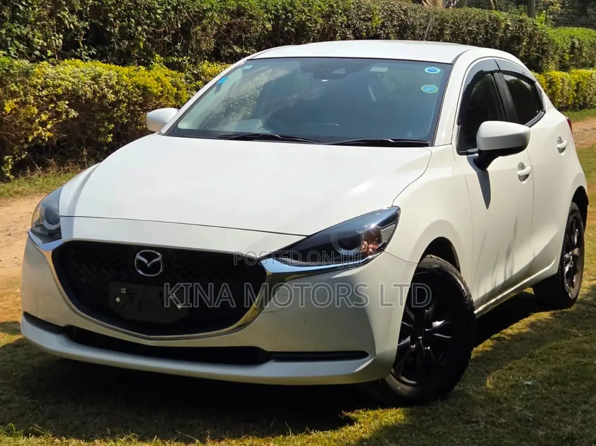 Mazda 2 2020 Pearl