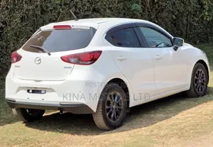 Mazda 2 2020 Pearl