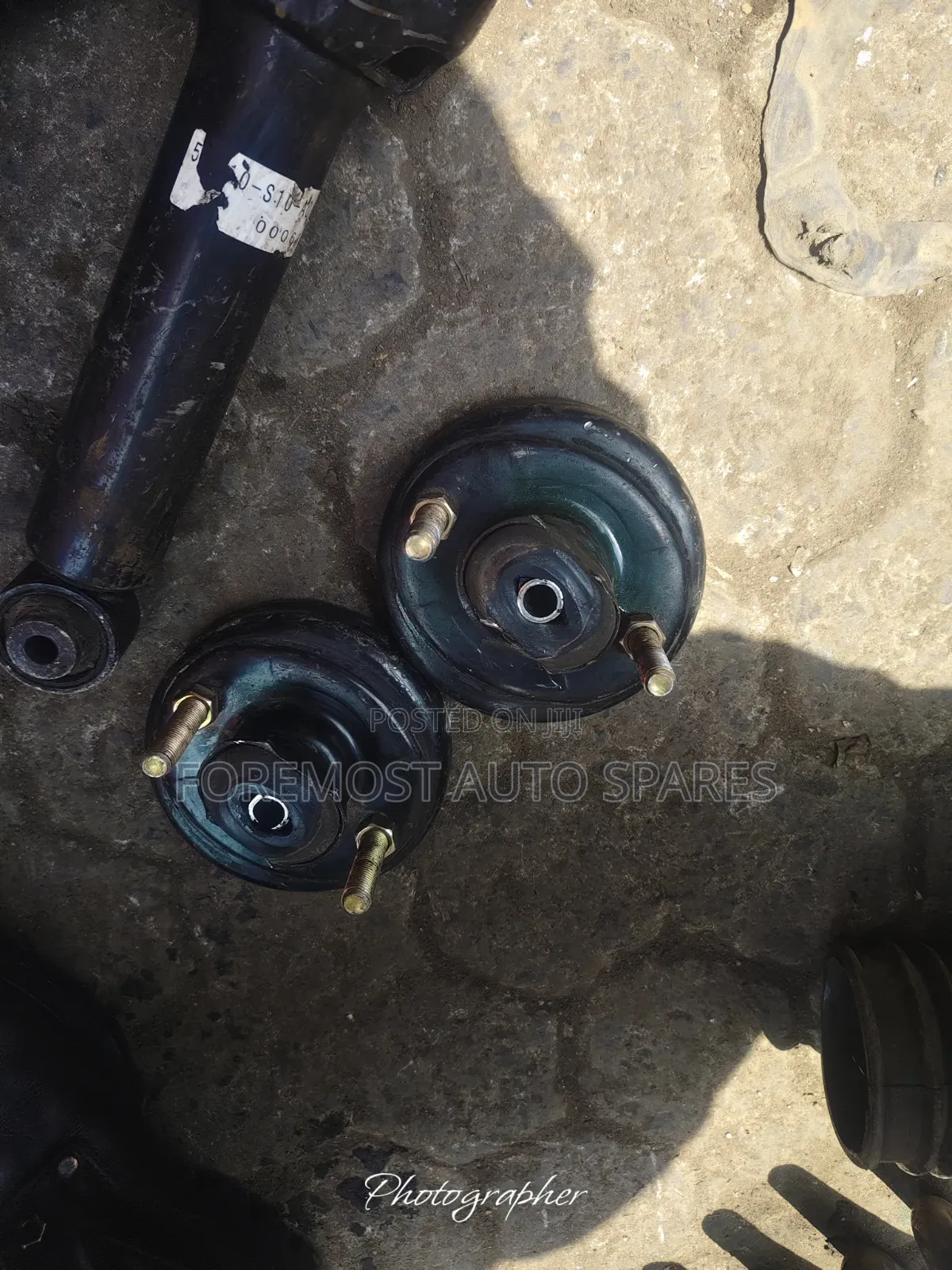 Honda Crossroad Front Shock Mountain