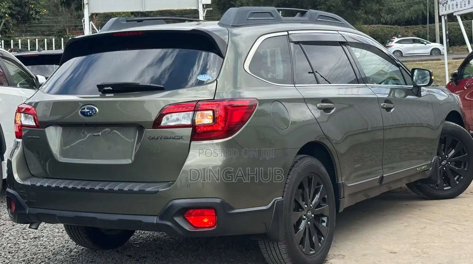 Subaru Outback 2.5i AWD 2019 Green