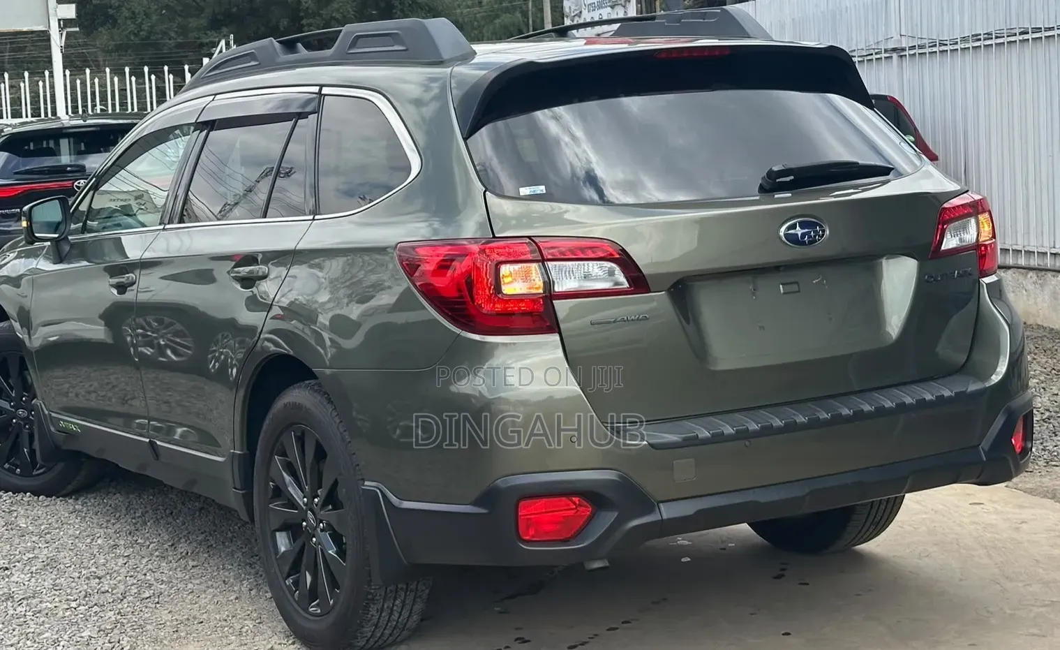 Subaru Outback 2.5i AWD 2019 Green