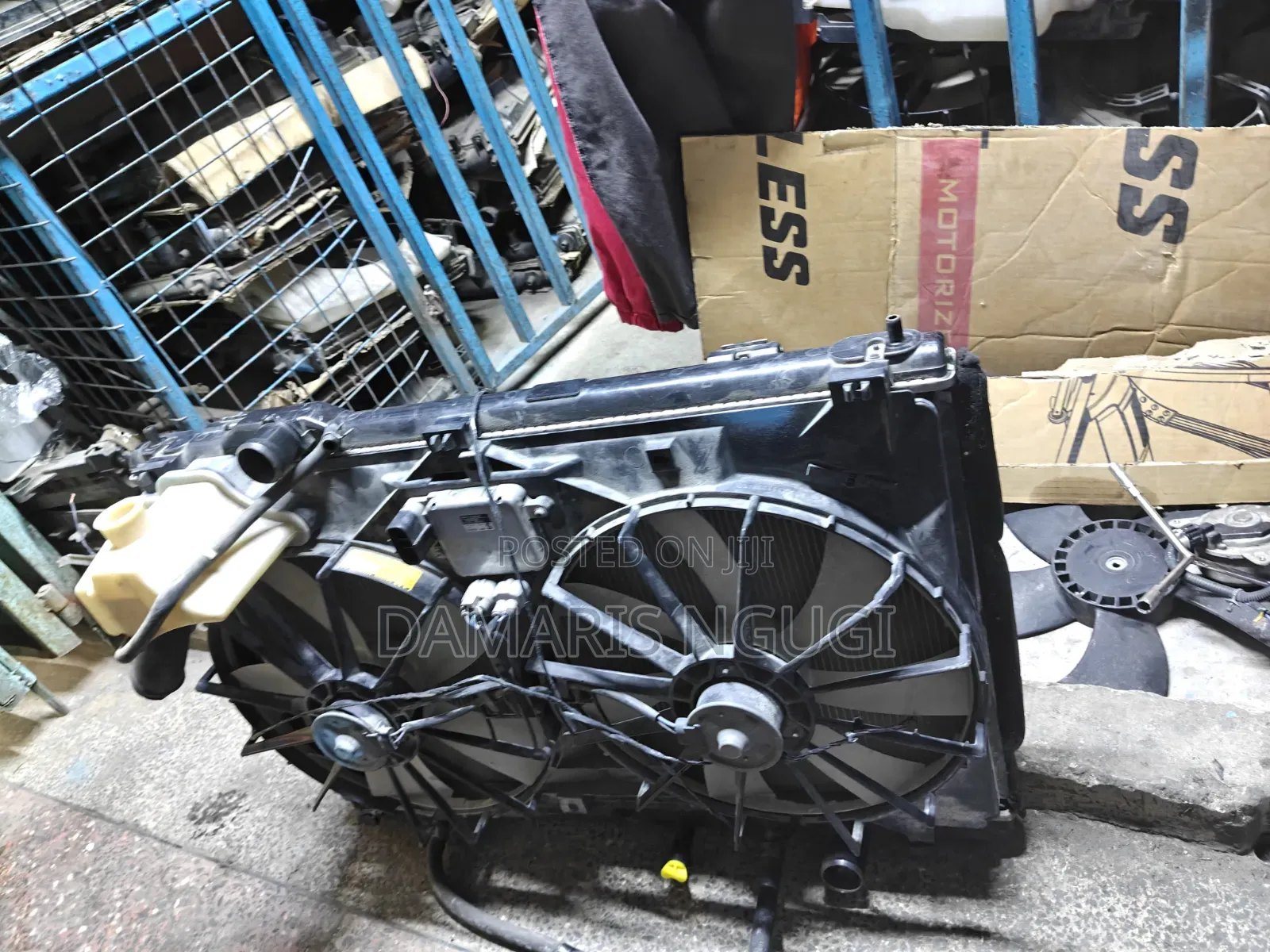 Crown Radiator Complete 2008-2010