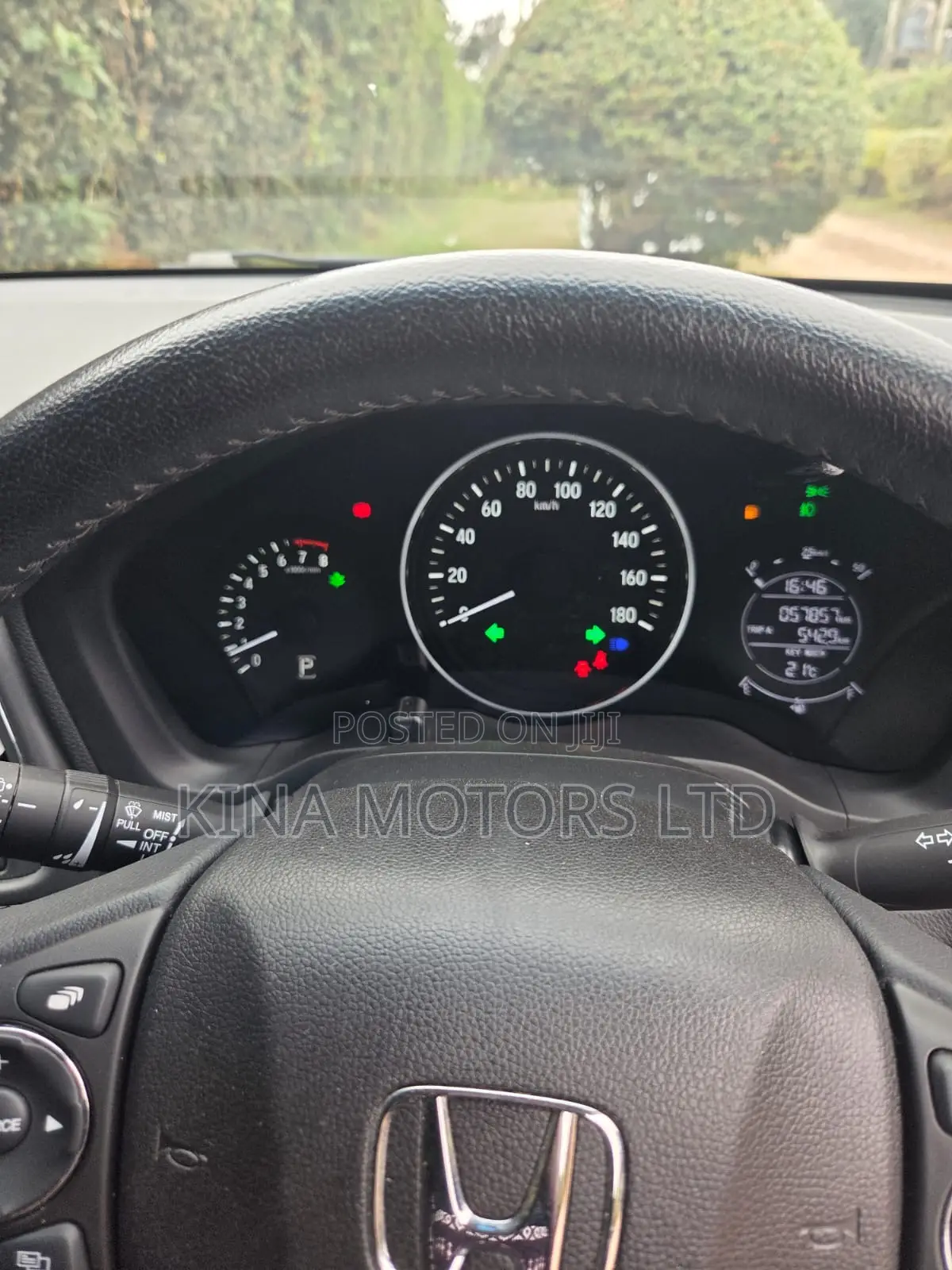 Honda Vezel 1.5 2WD 172 hp 2019