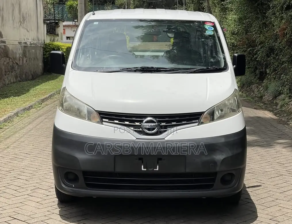 Nissan NV350 2019 White
