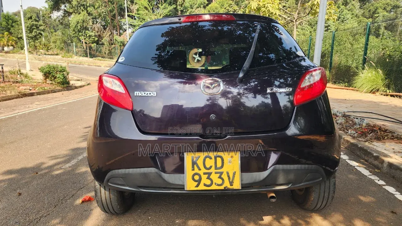 Mazda Demio 2009 Brown