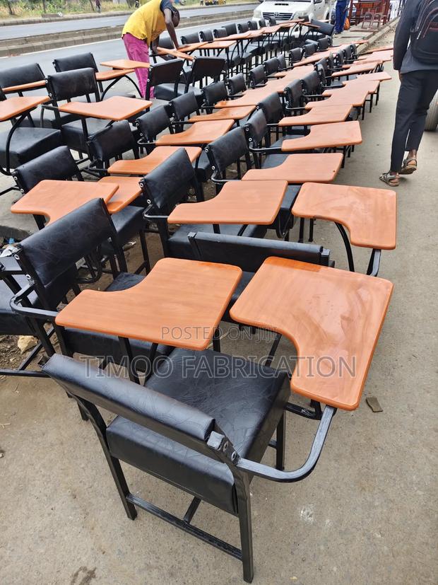 Study College Armrest Seats - main view