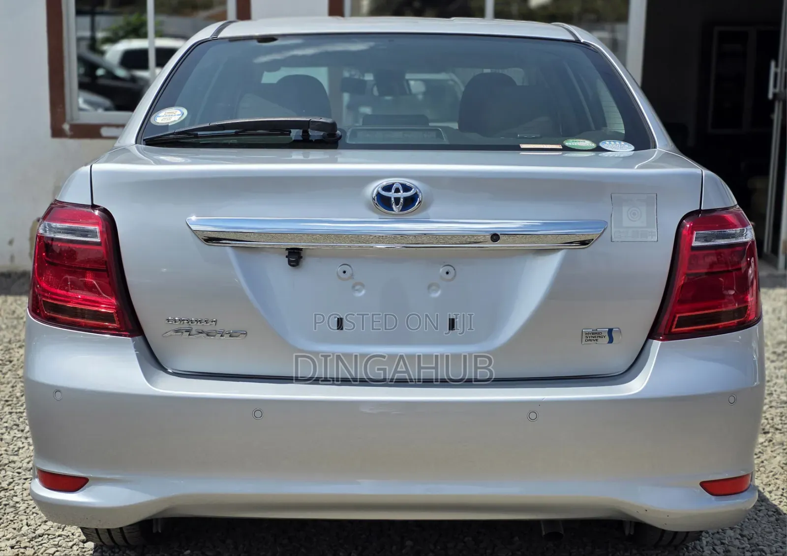Toyota Axio 1.5 Hybrid 2WD 2019 Silver