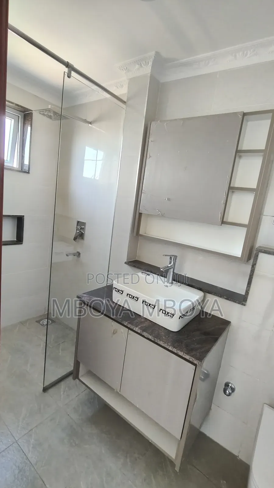 3bdrm Apartment in Parklands for rent