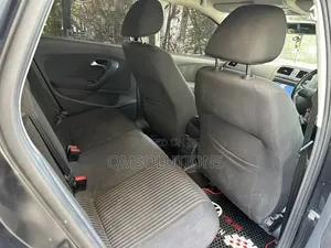 Volkswagen Polo 2014 Black