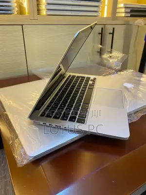 Laptop Apple MacBook Pro 2015 8GB Intel Core i5 SSD 256GB