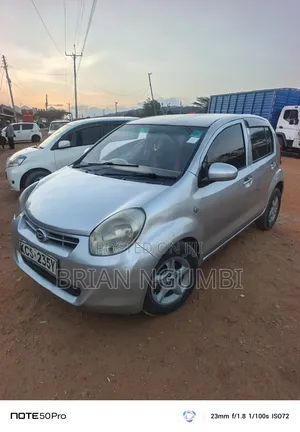 Toyota Passo 2011 Silver