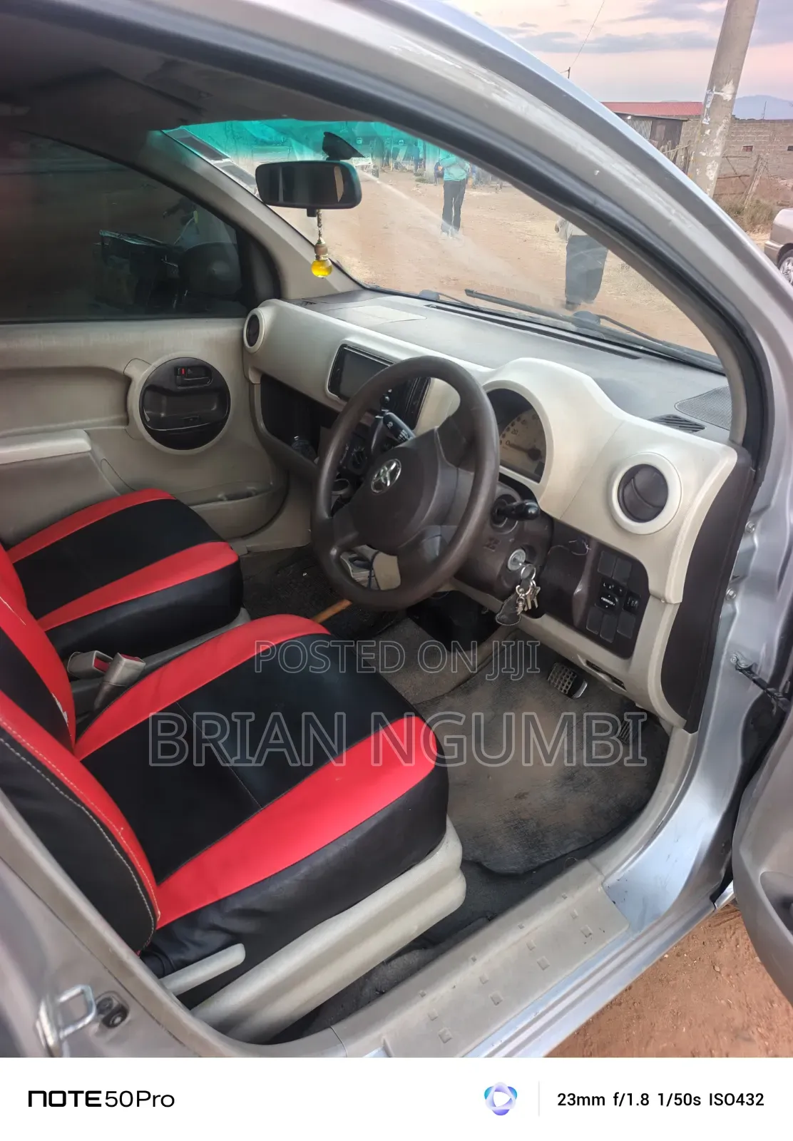 Toyota Passo 2011 Silver