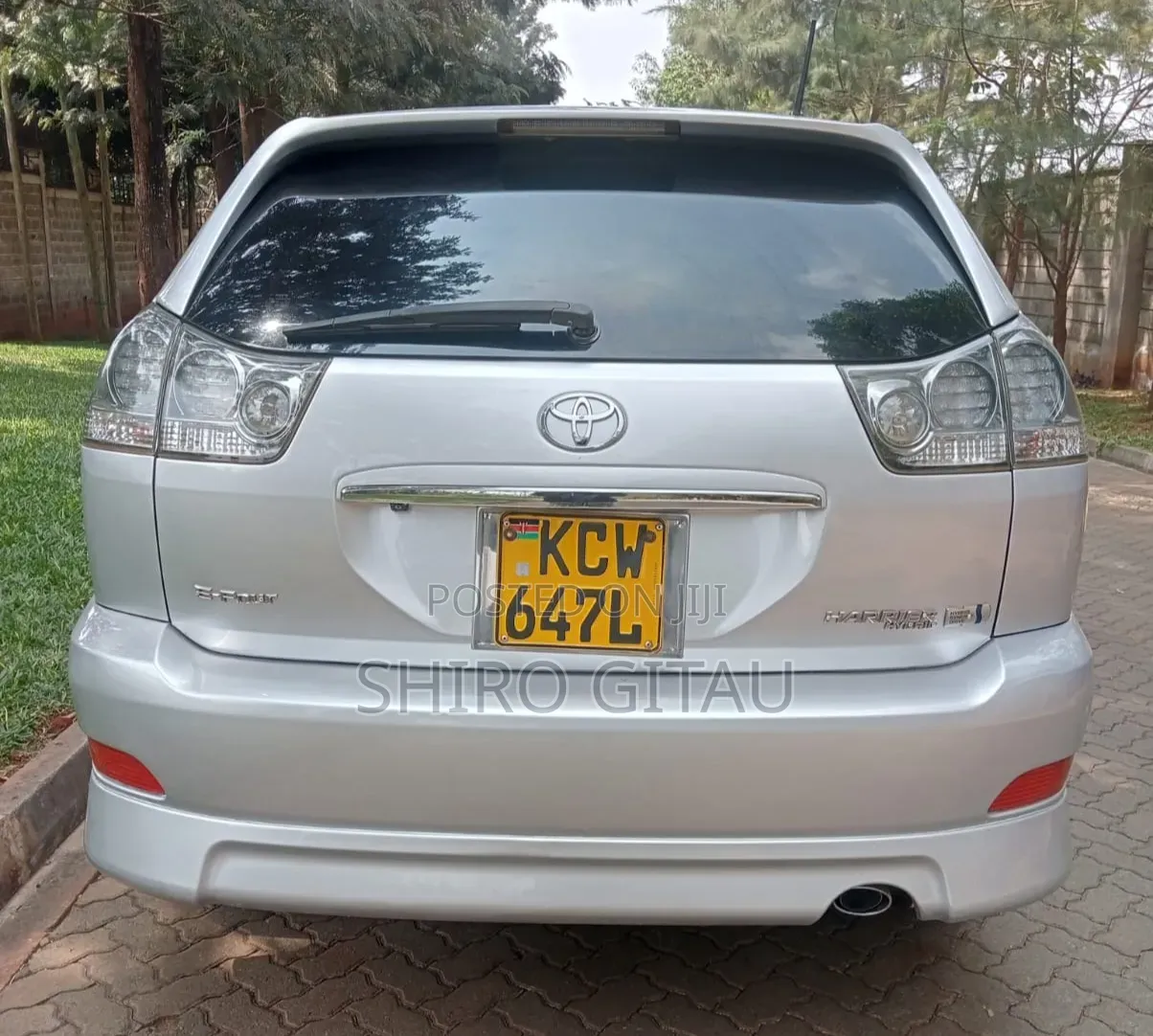 Toyota Harrier 2012 Silver