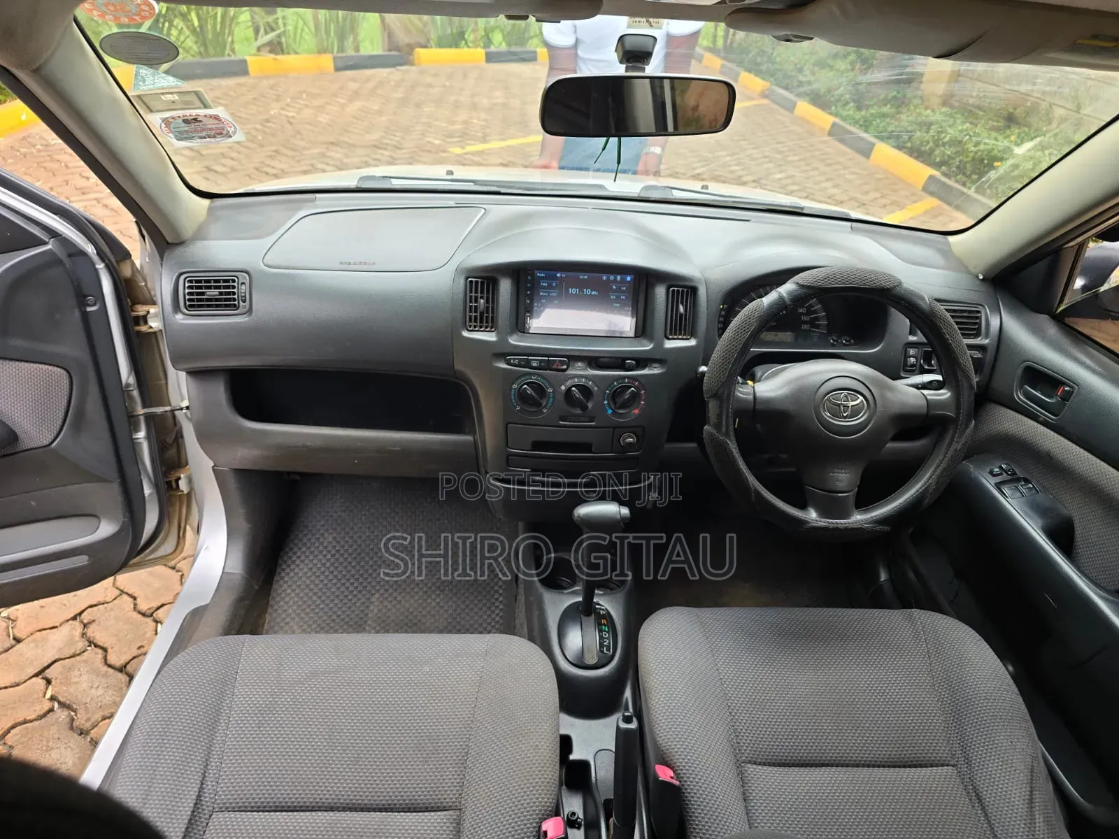 Toyota Succeed 2013 Silver