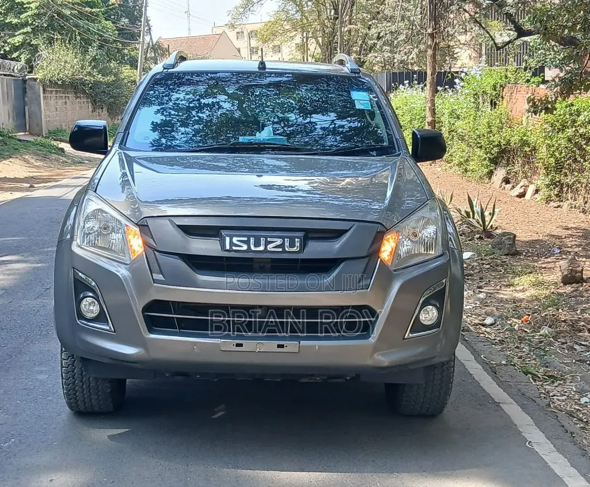 Isuzu D-MAX 2023 Gray