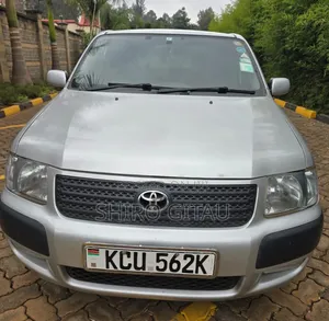 Toyota Succeed 2013 Silver