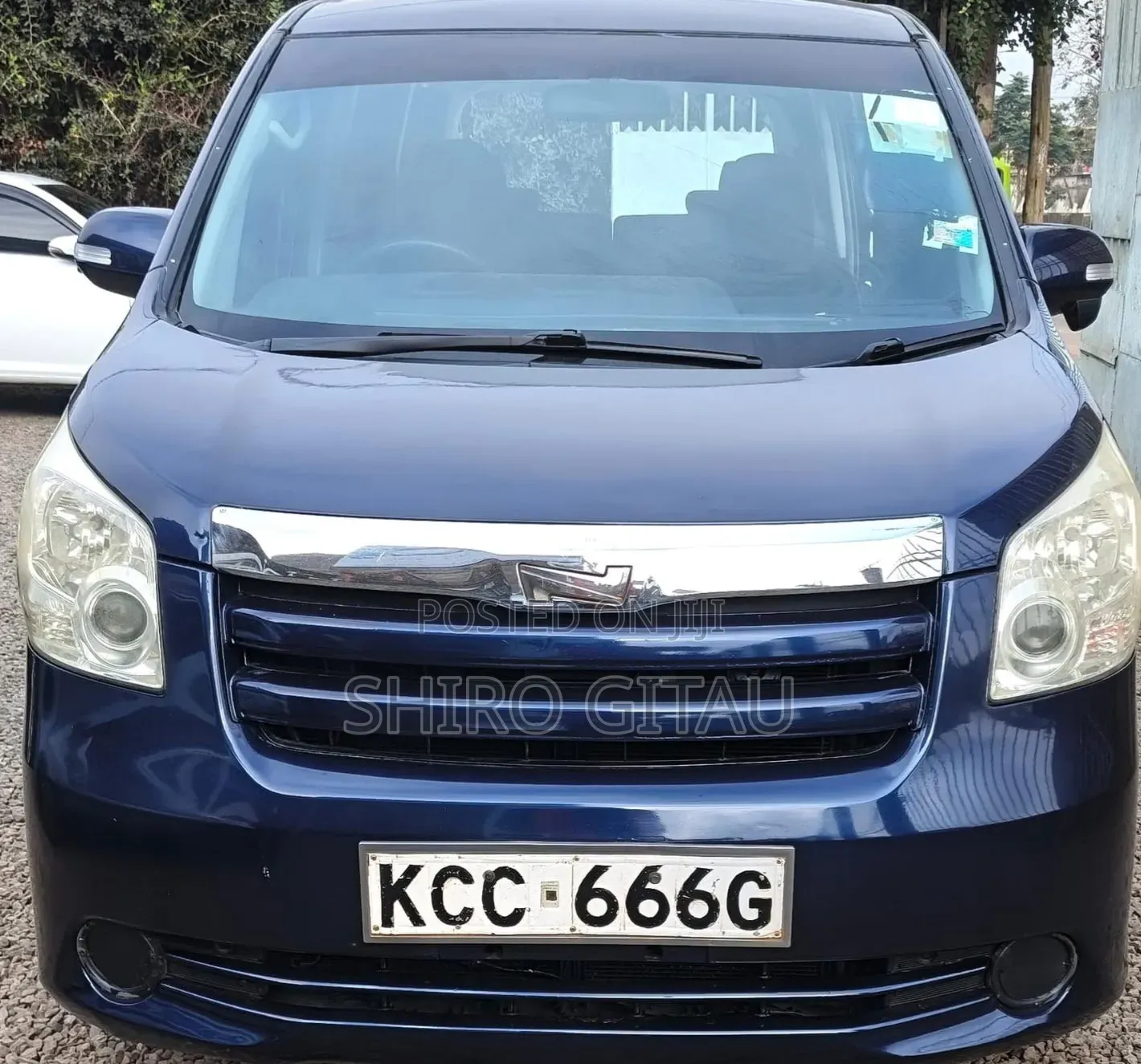 Toyota Noah 2008 Blue