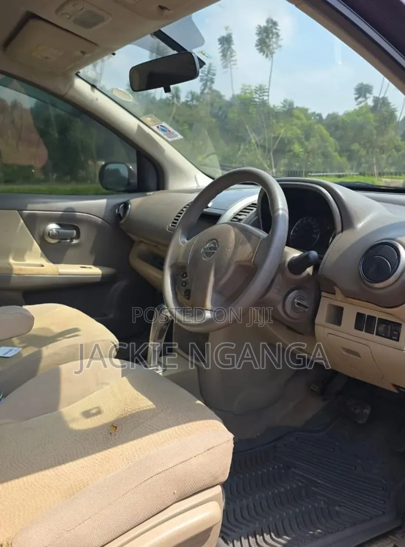Nissan Note 2011 Maroon