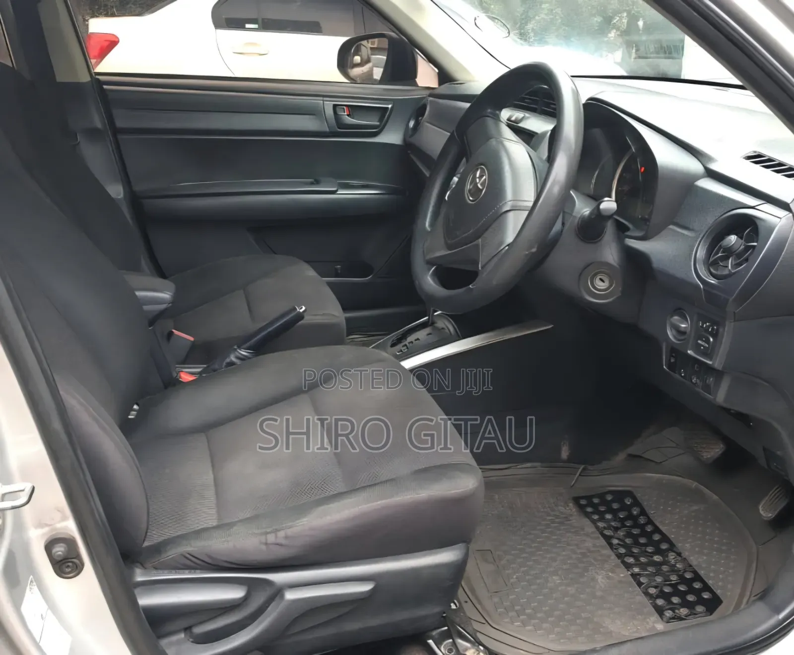 Toyota Corolla Fielder 2014 Silver