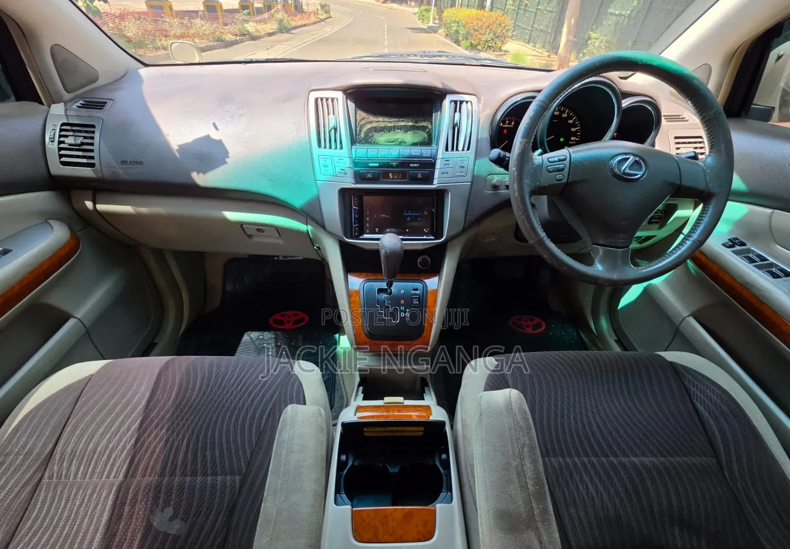 Lexus LX 470 AWD 2003 Silver