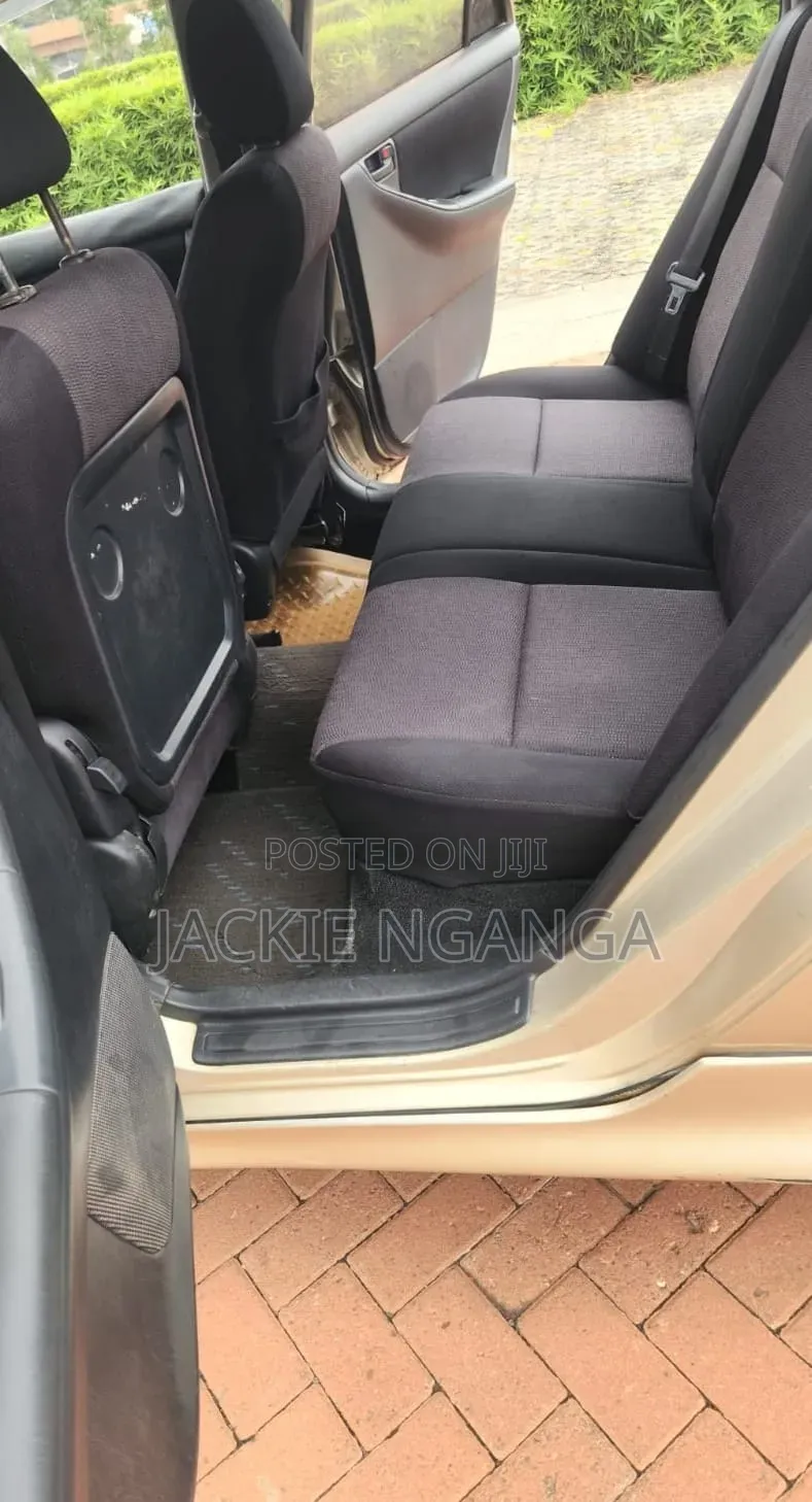 Toyota Allex 2002 Gold