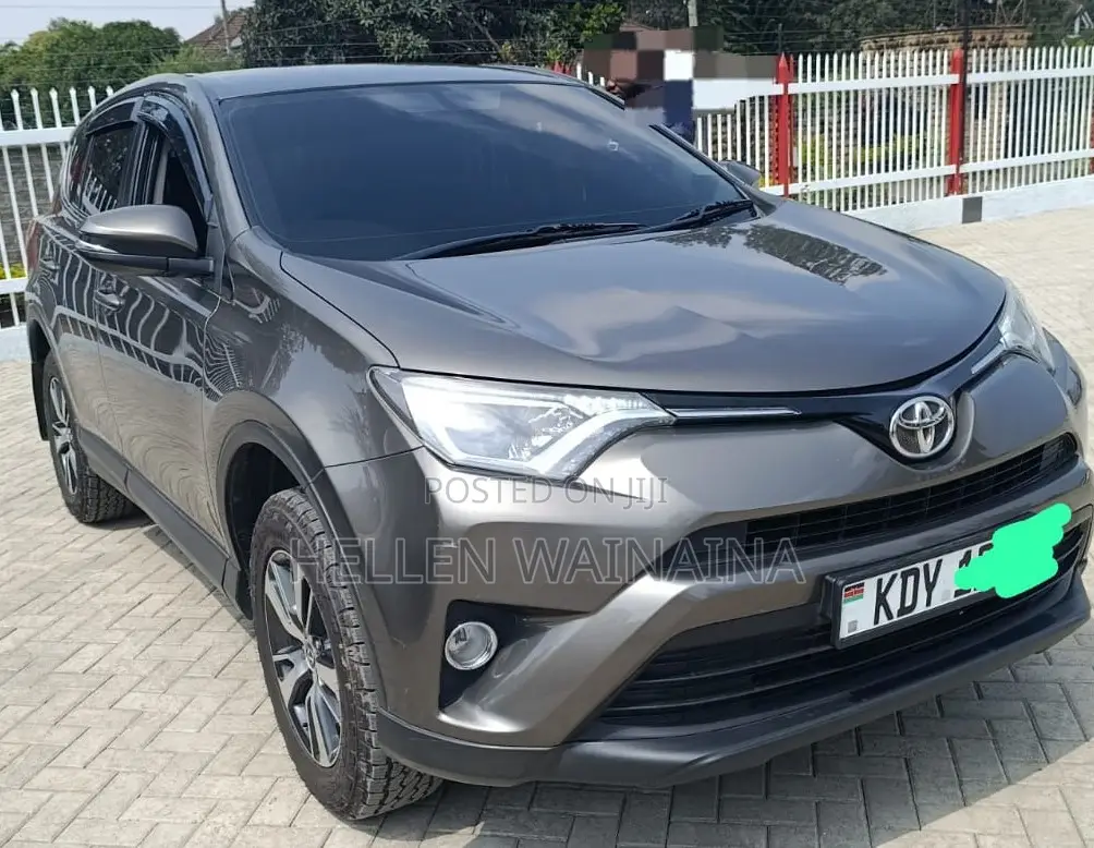 Toyota RAV4 2017