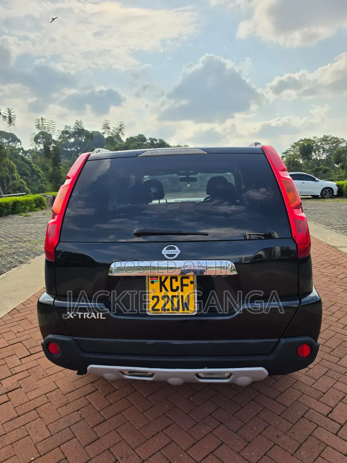Nissan X-Trail 2010 Black