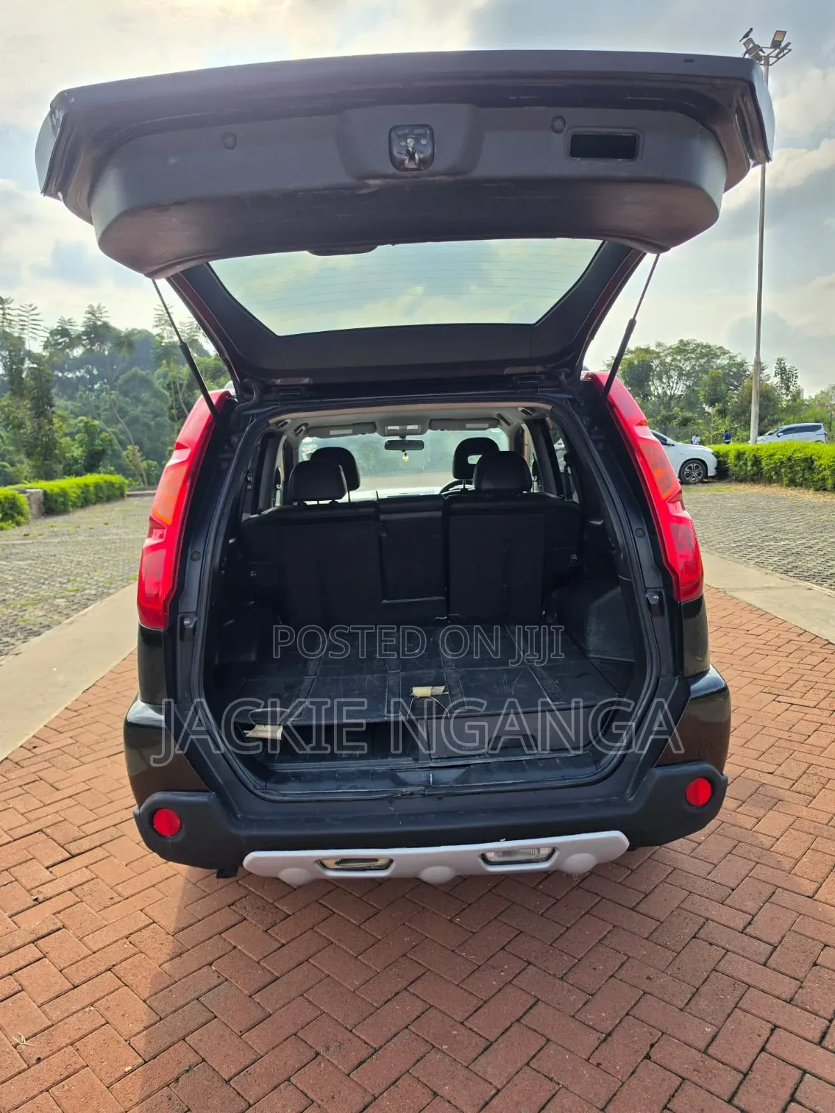 Nissan X-Trail 2010 Black
