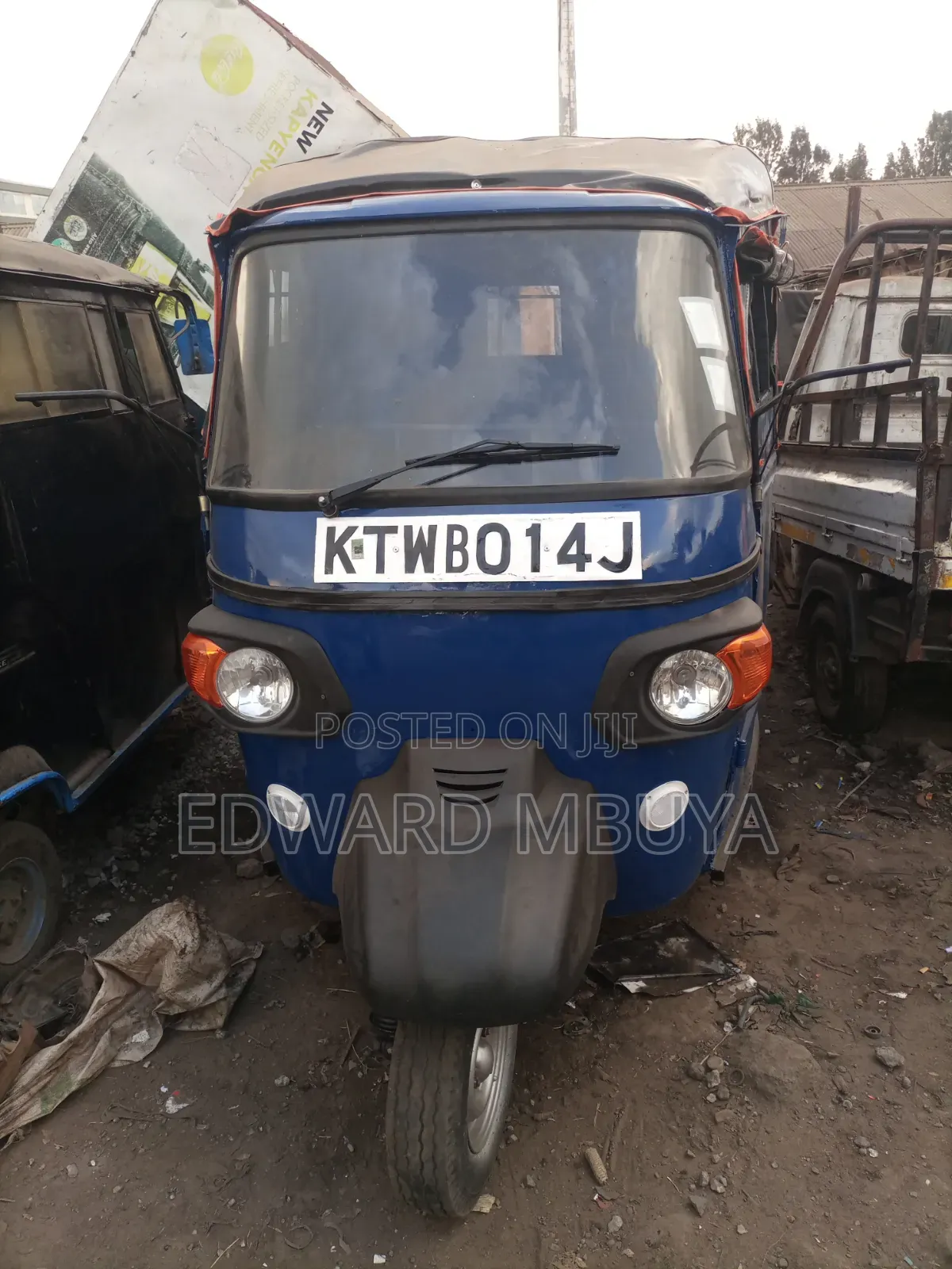 Piaggio 2017 Blue