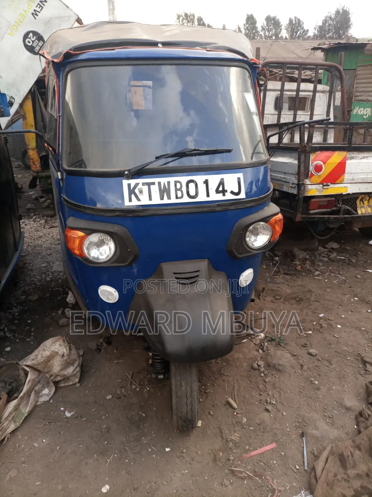 Piaggio 2017 Blue
