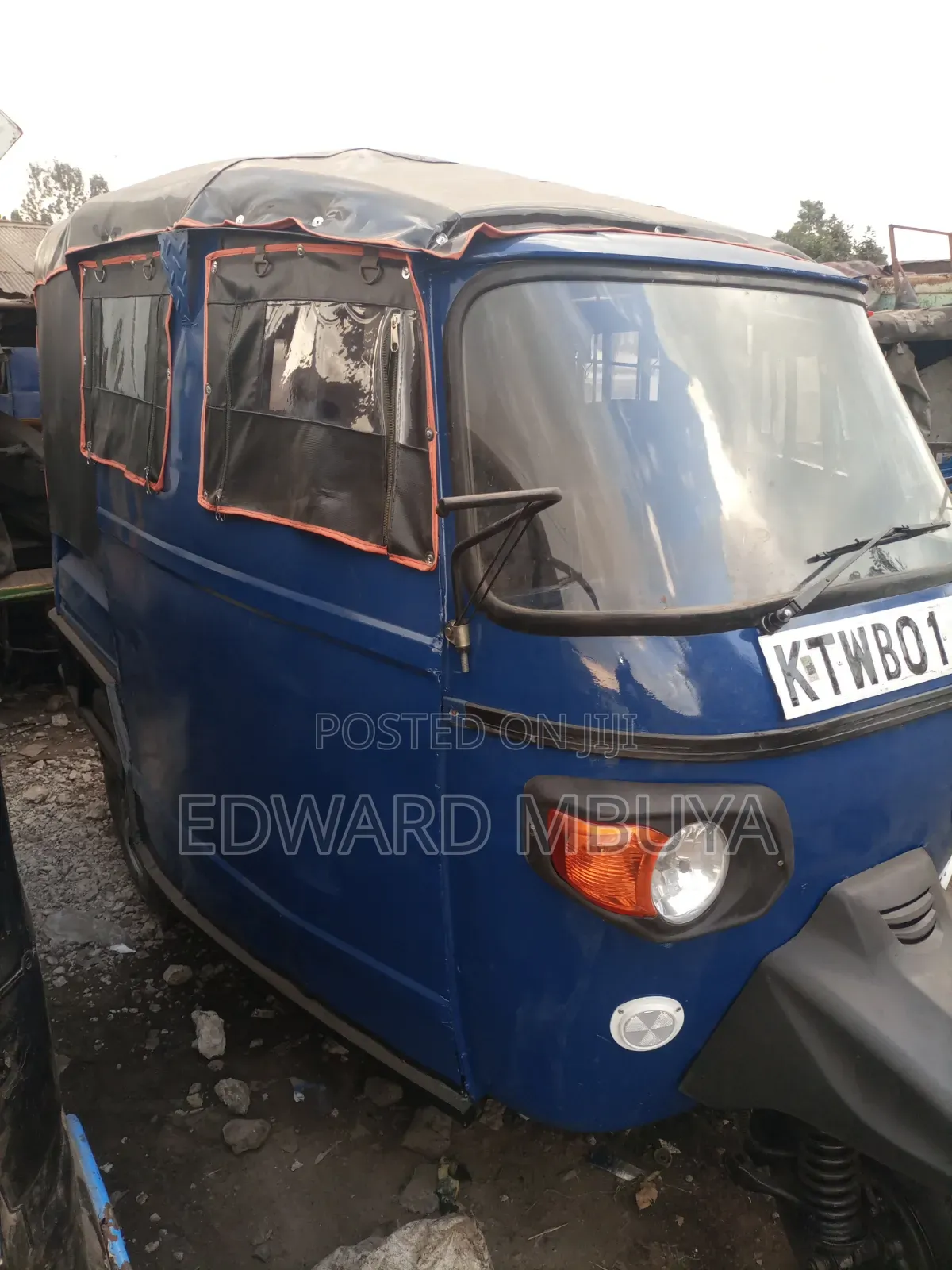 Piaggio 2017 Blue