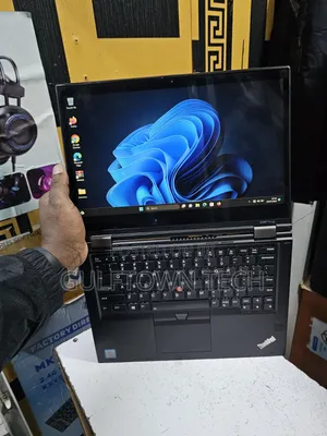 Laptop Lenovo ThinkPad X380 Yoga 8GB Intel Core i5 SSD 256GB