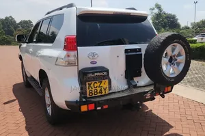Toyota Land Cruiser Prado 2010 White