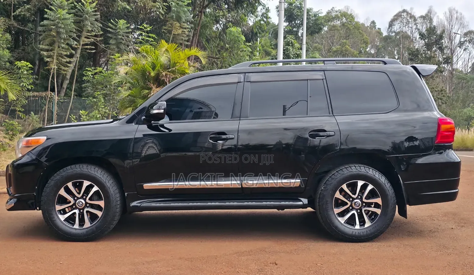 Toyota Land Cruiser 2012 Black