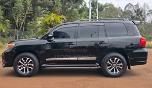 Toyota Land Cruiser 2012 Black