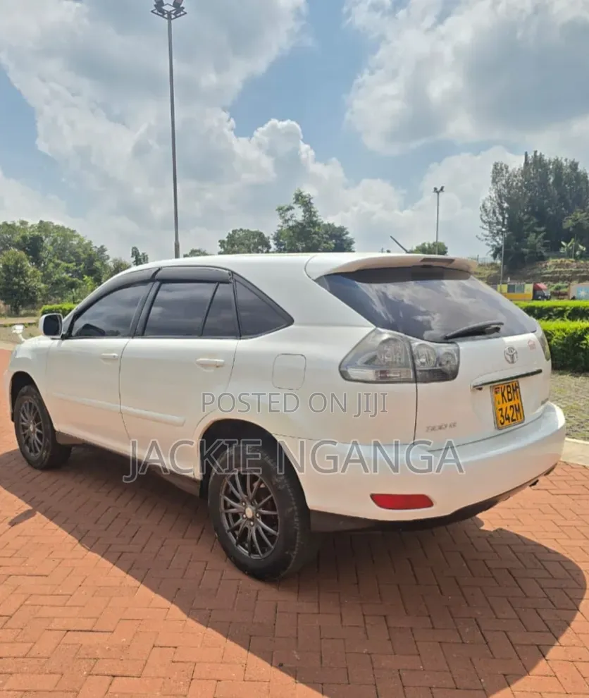 Toyota Harrier 2003 White