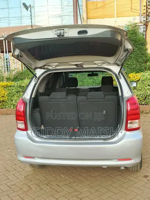 Toyota Wish 2007 Silver