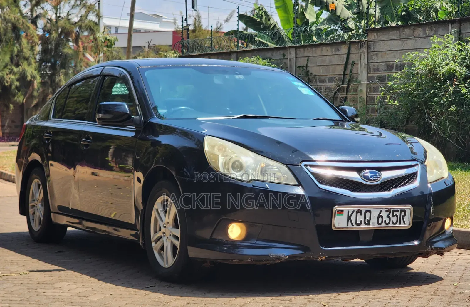 Subaru Legacy 2011 Blue