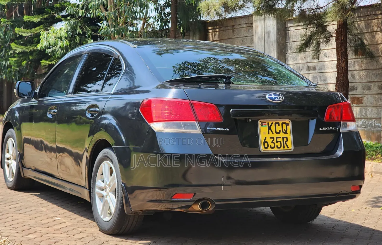 Subaru Legacy 2011 Blue
