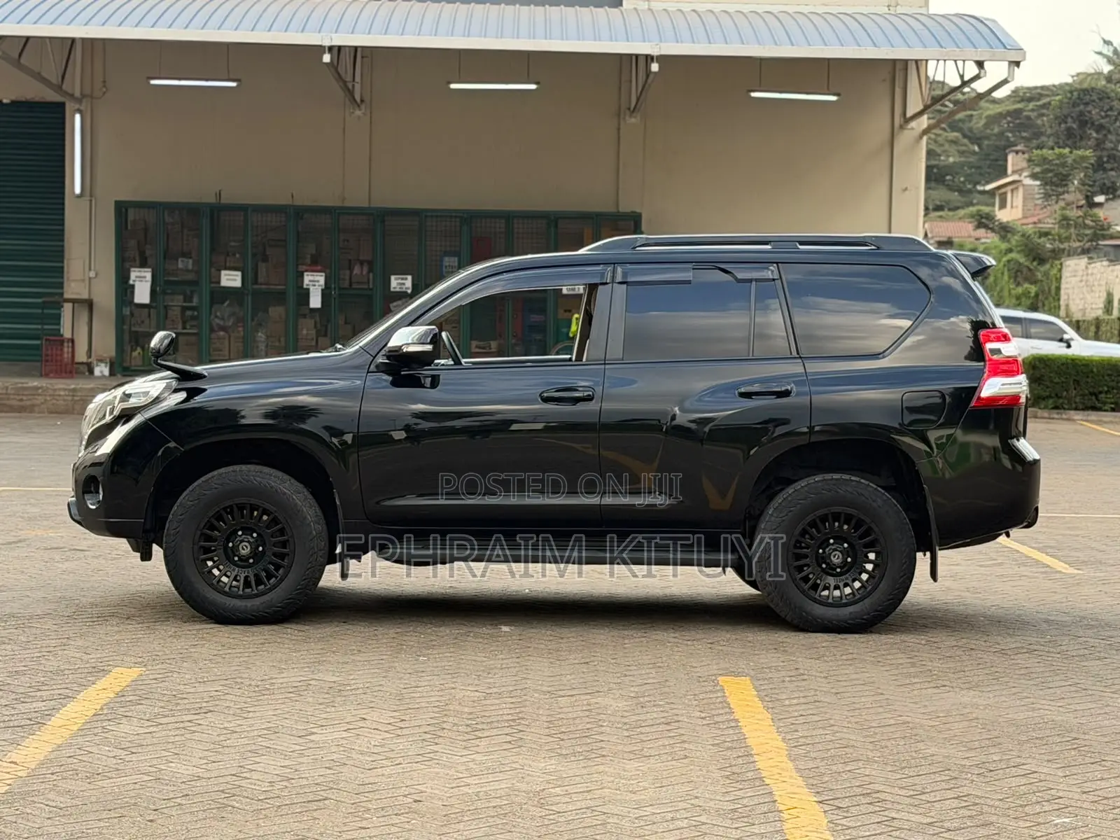 Toyota Land Cruiser Prado 2017 Black