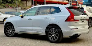 Volvo XC60 T5 Inscription AWD 2019 White