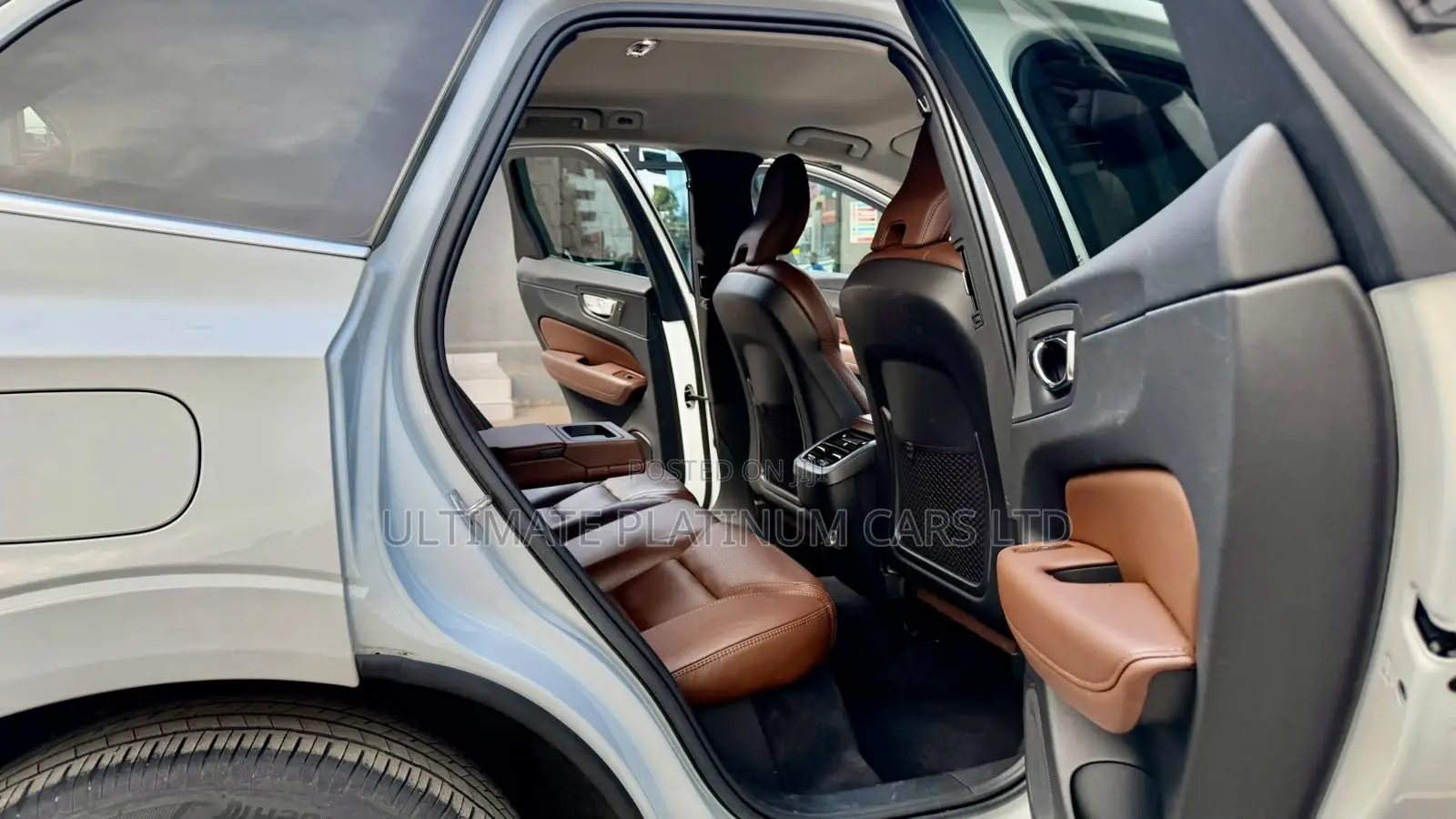 Volvo XC60 T5 Inscription AWD 2019 White