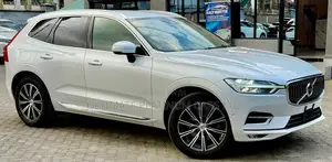 Volvo XC60 T5 Inscription AWD 2019 White