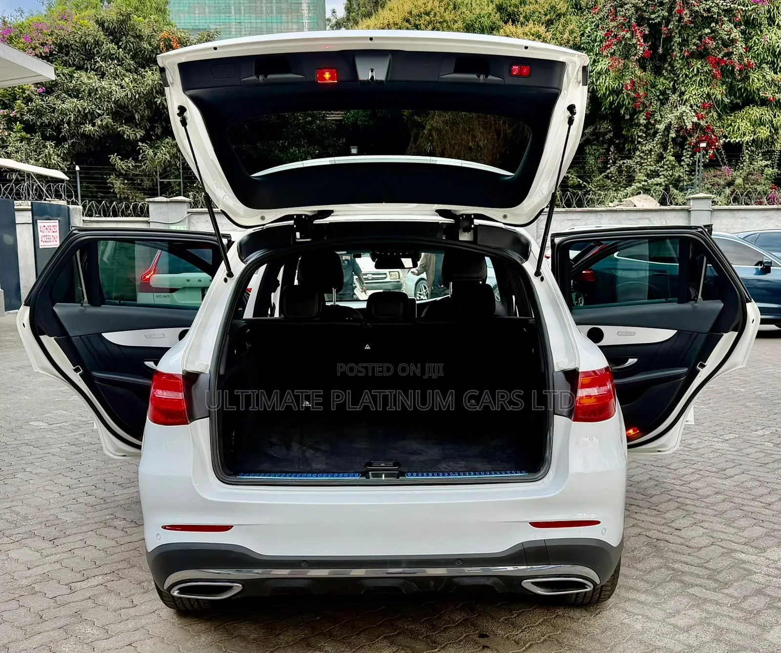Mercedes-Benz GLC-Class 2019 White