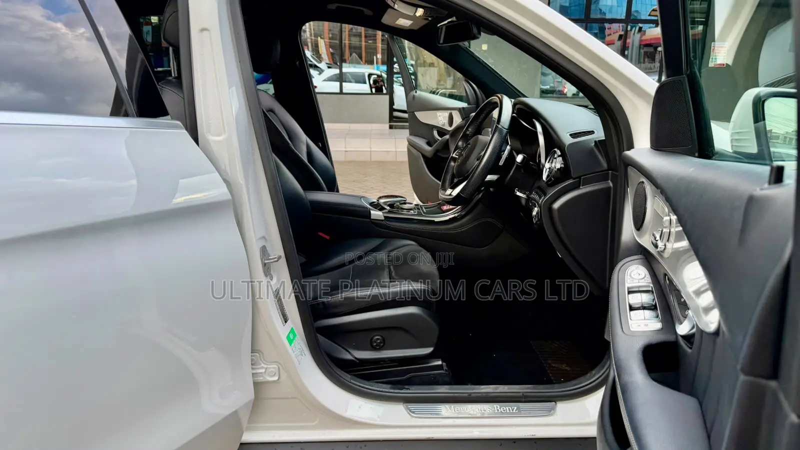 Mercedes-Benz GLC-Class 2019 White