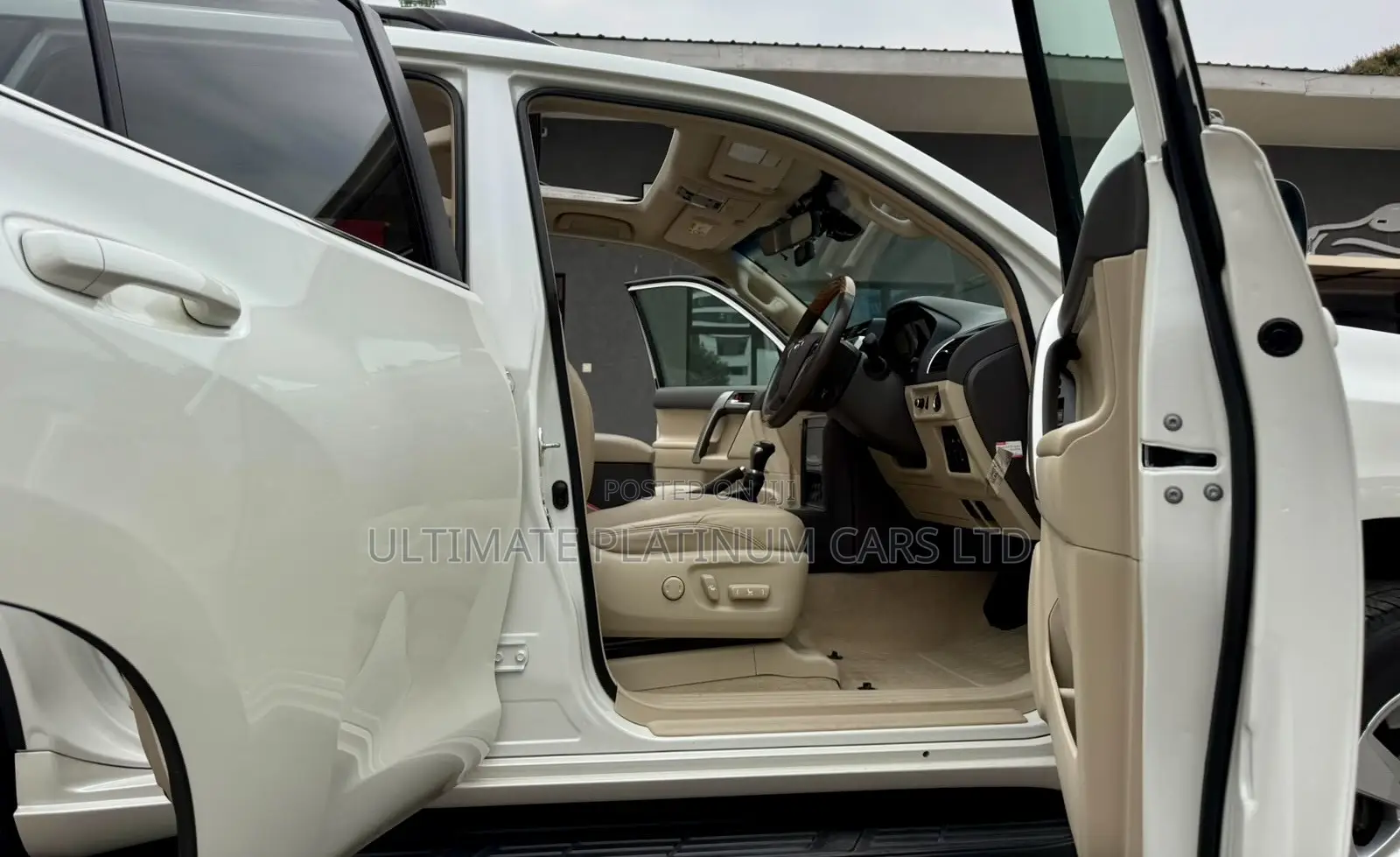 Toyota Land Cruiser Prado 2.8 2022 Pearl