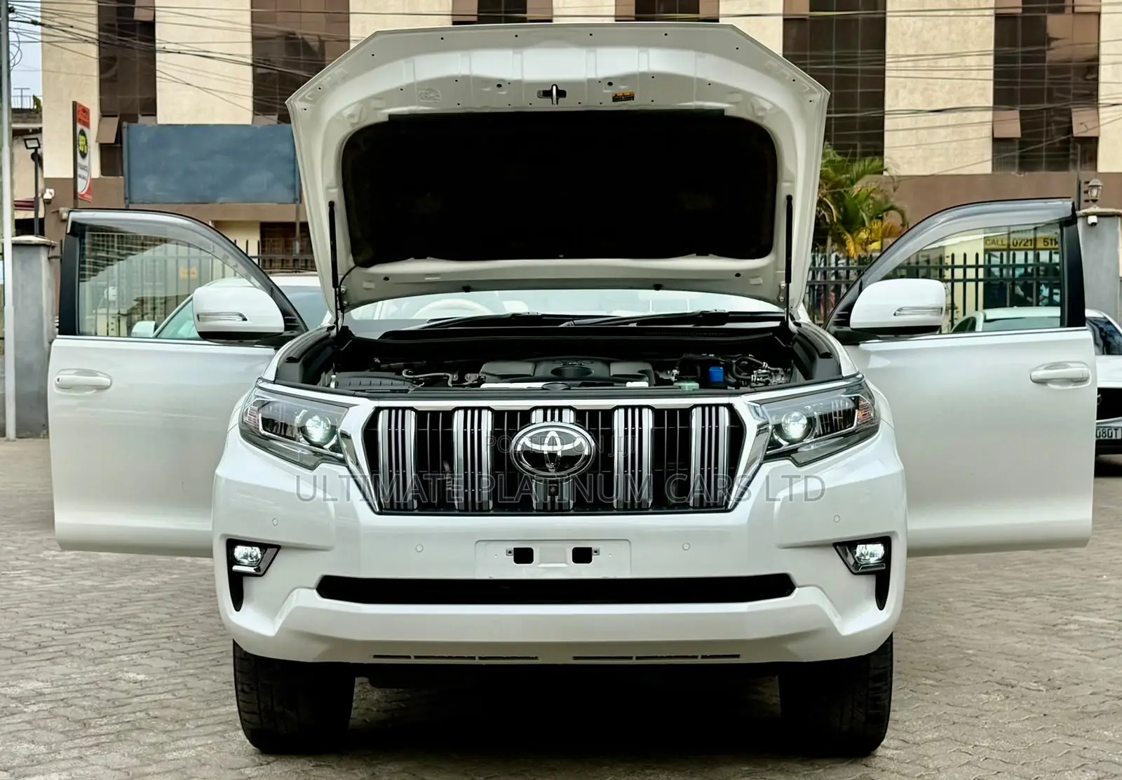 Toyota Land Cruiser Prado 2.8 2022 Pearl