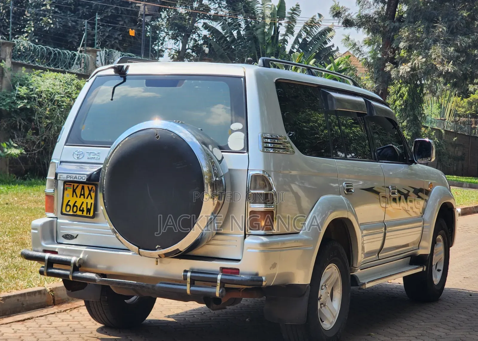Toyota Land Cruiser Prado 2000 Silver