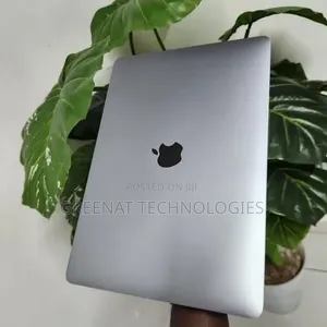 New Laptop Apple MacBook Pro 2020 M1 16GB Apple M1 SSD 512GB